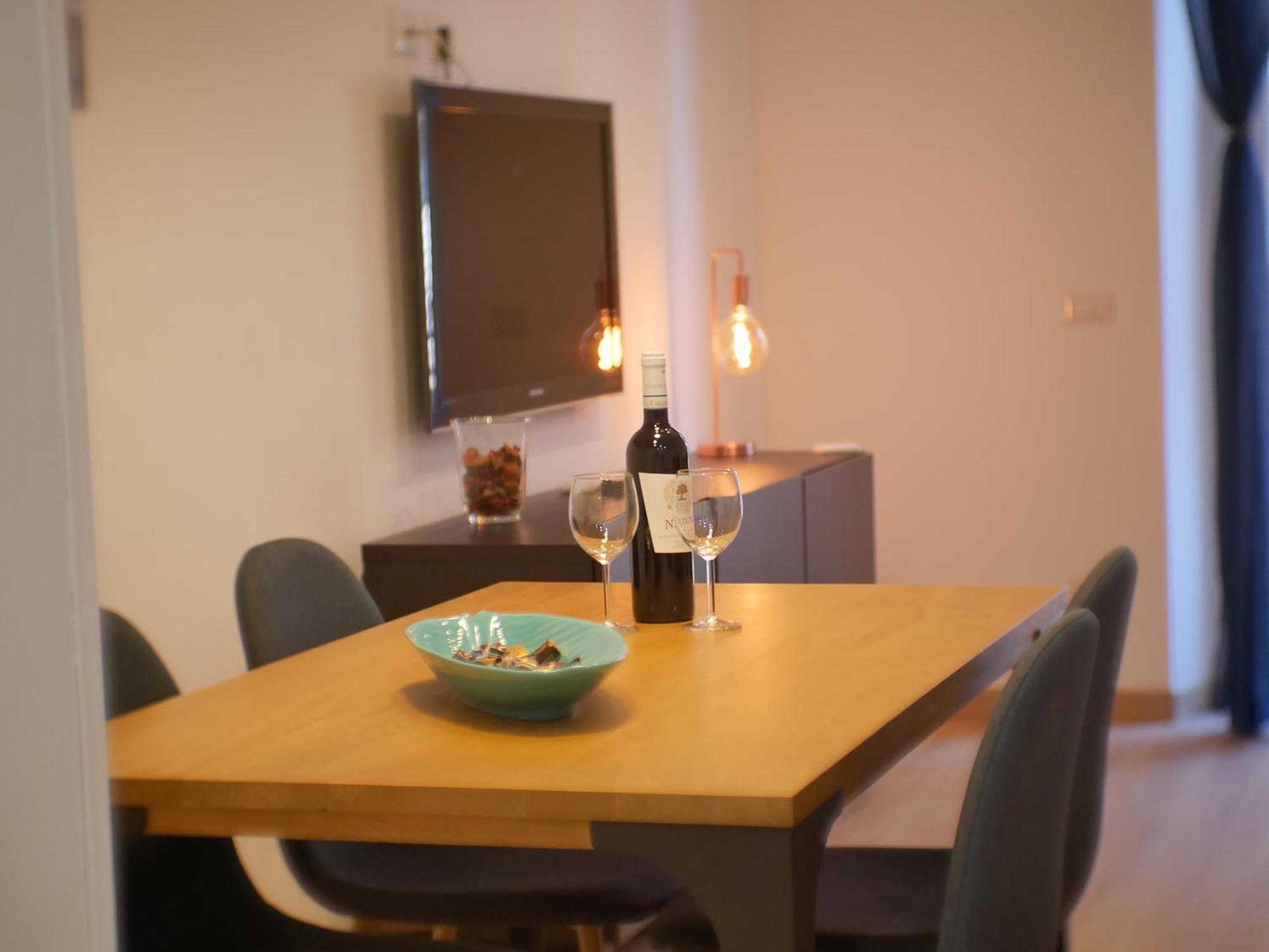 Chic Modern 2-Bedroom Near Metro Ρώμη Εξωτερικό φωτογραφία