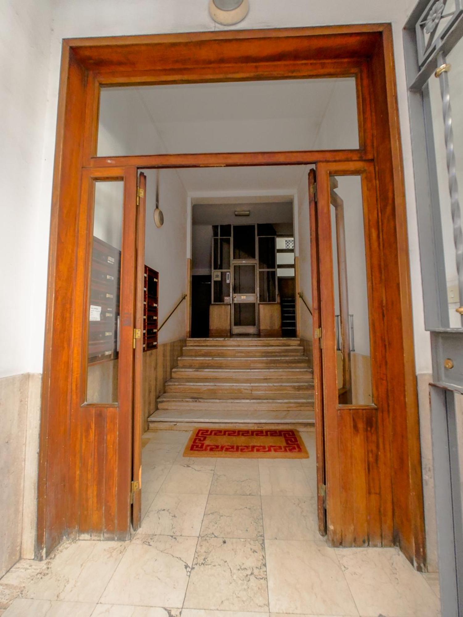 Chic Modern 2-Bedroom Near Metro Ρώμη Εξωτερικό φωτογραφία